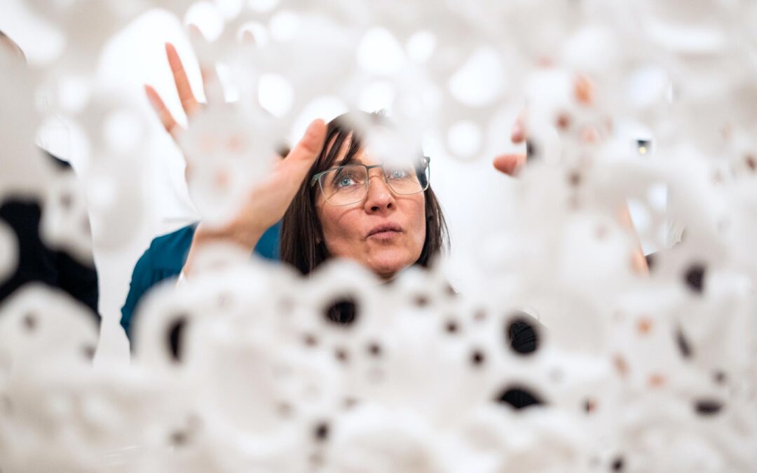 Papierkunst mit Skalpell und Schere | Workshop mit Oksana Bergen